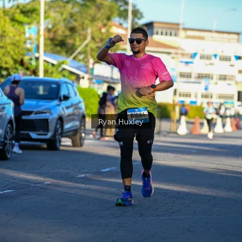 Runner Photo 1496586