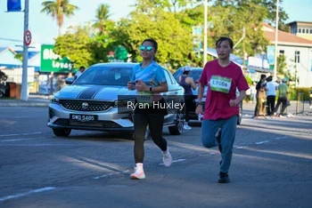 Runner Photo 1496617