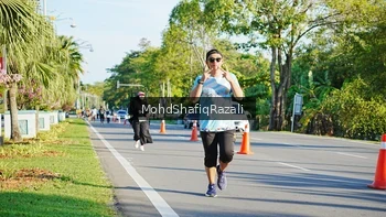 Runner Photo 1496734