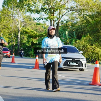 Runner Photo 1496761