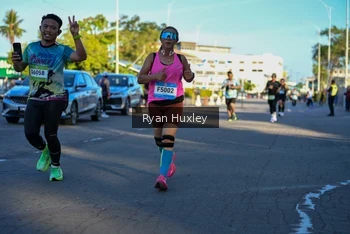 Runner Photo 1496937