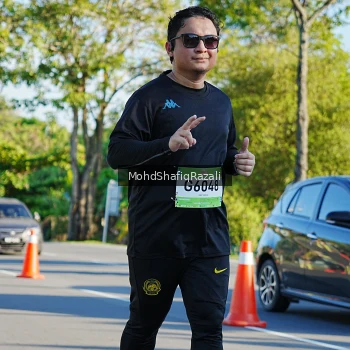 Runner Photo 1496949