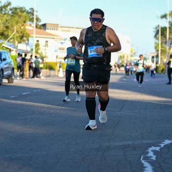 Runner Photo 1496978