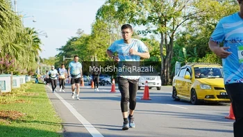 Runner Photo 1497099