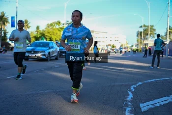 Runner Photo 1497294