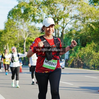 Runner Photo 1497316