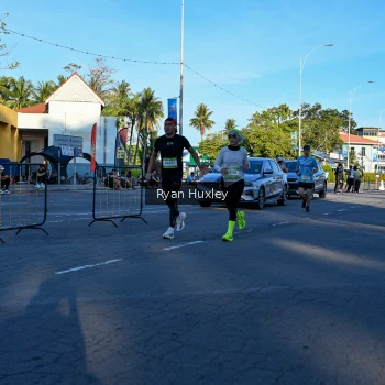 Runner Photo 1497365