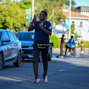 Runner Photo 1498444