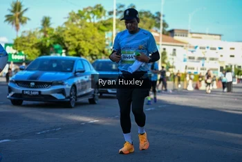 Runner Photo 1498497