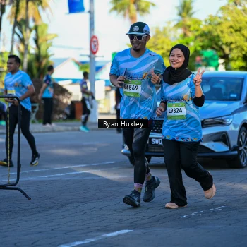 Runner Photo 1498591