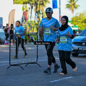 Runner Photo 1498600