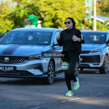 Runner Photo 1498637