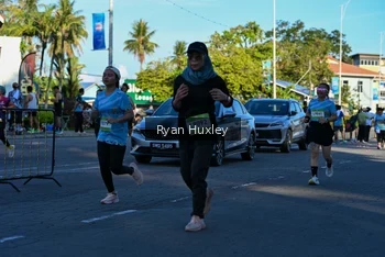 Runner Photo 1498946