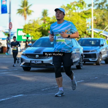 Runner Photo 1499042