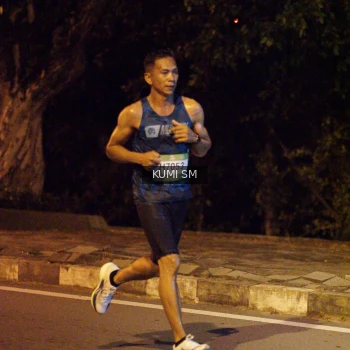 Runner Photo 1500315
