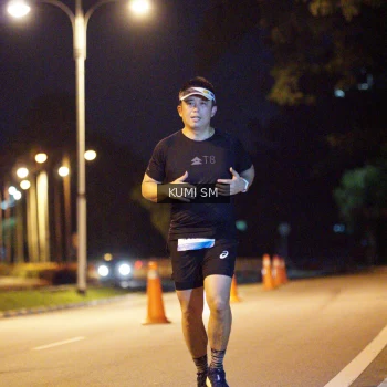 Runner Photo 1500330
