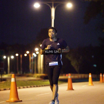 Runner Photo 1500372