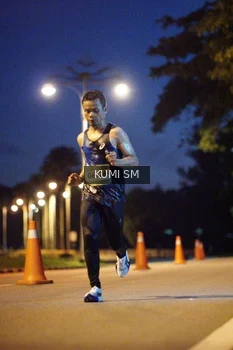 Runner Photo 1500762
