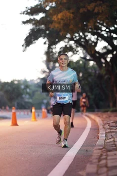 Runner Photo 1501461