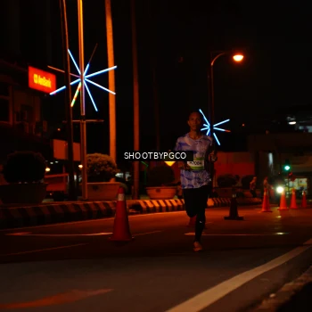 Runner Photo 1502039