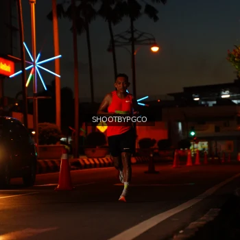 Runner Photo 1502572