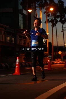 Runner Photo 1502774