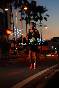 Runner Photo 1502839