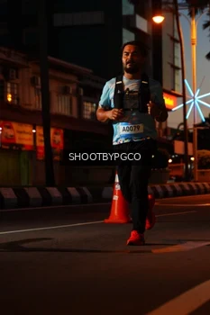Runner Photo 1502912