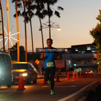 Runner Photo 1503074