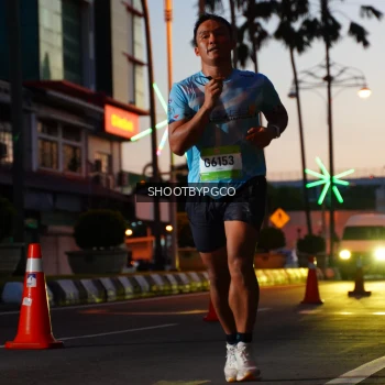 Runner Photo 1503143