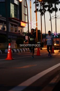 Runner Photo 1503201