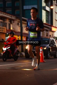 Runner Photo 1503395