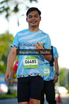 Runner Photo 1503451