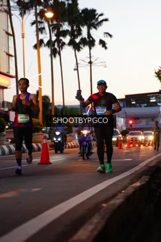Runner Photo 1503516