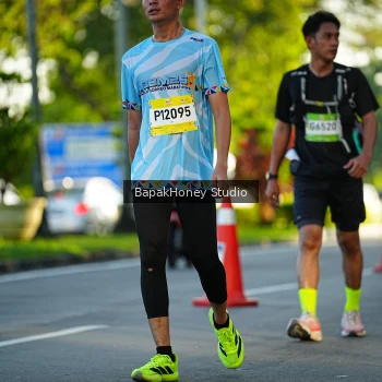 Runner Photo 1503599