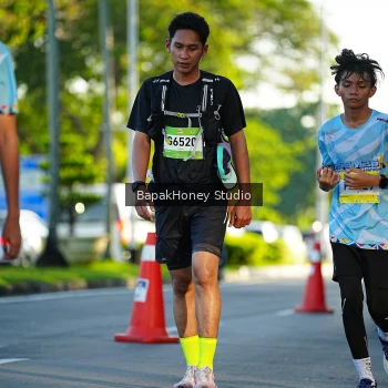 Runner Photo 1503601