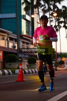 Runner Photo 1503639