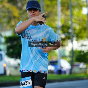 Runner Photo 1503716