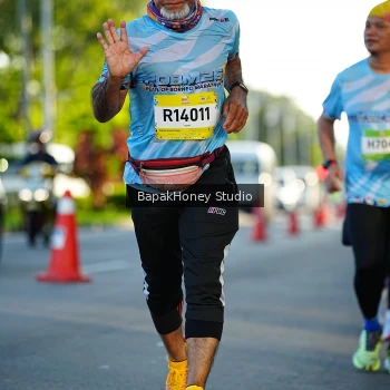 Runner Photo 1503743