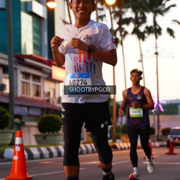 Runner Photo 1503832