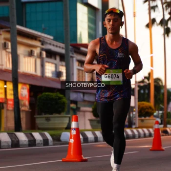 Runner Photo 1503843