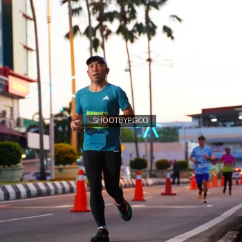 Runner Photo 1503917