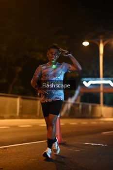 Runner Photo 1503975