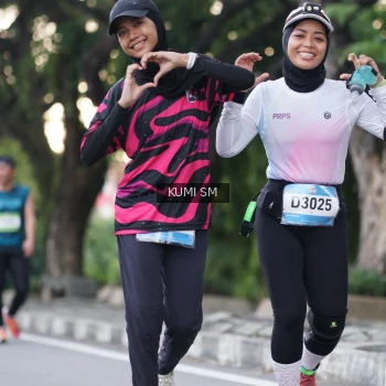 Runner Photo 1503999