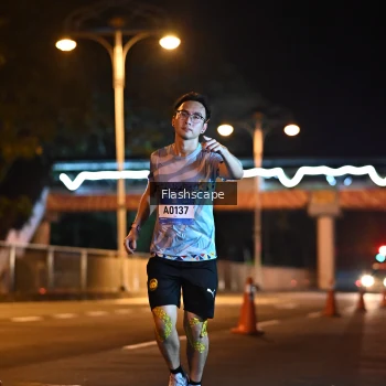 Runner Photo 1504018