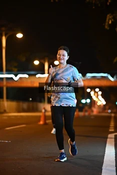 Runner Photo 1504100