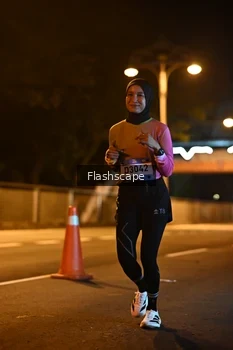 Runner Photo 1504123