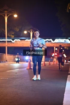 Runner Photo 1504203