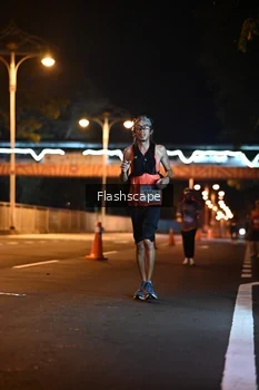 Runner Photo 1504219