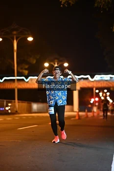 Runner Photo 1504340